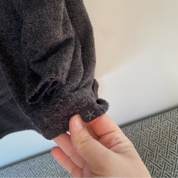 Barefoot Dreams CozyChic Lite® Island Wrap Size S/M - Picture 4 of 6